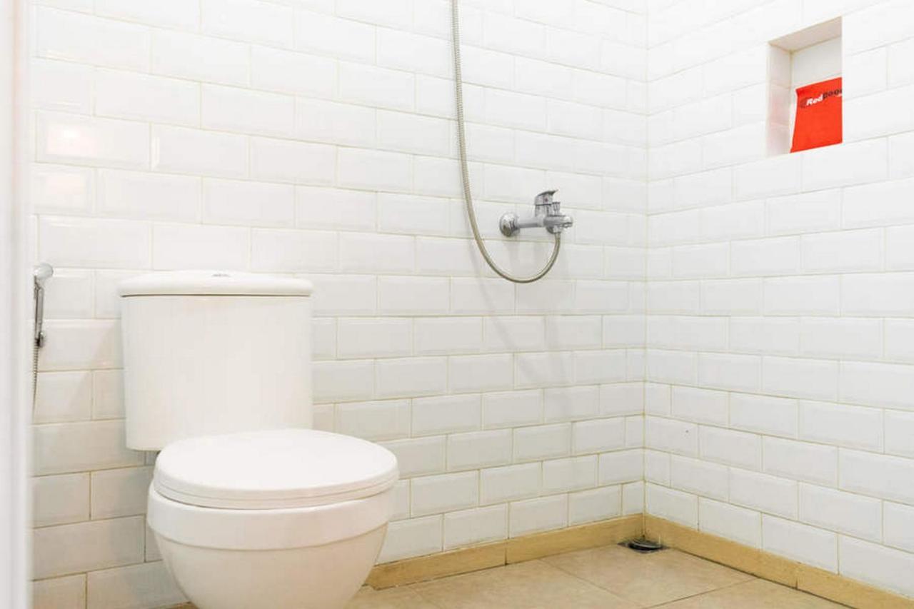 Reddoorz Near Sam Poo Kong 3 Semarang Hotel Екстериор снимка