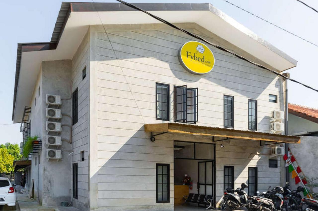 Reddoorz Near Sam Poo Kong 3 Semarang Hotel Екстериор снимка